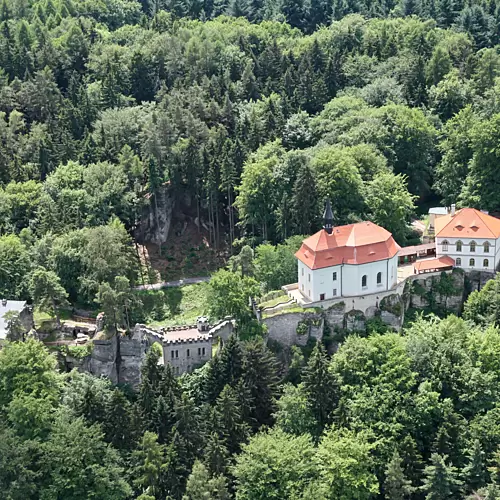 Valdštejn